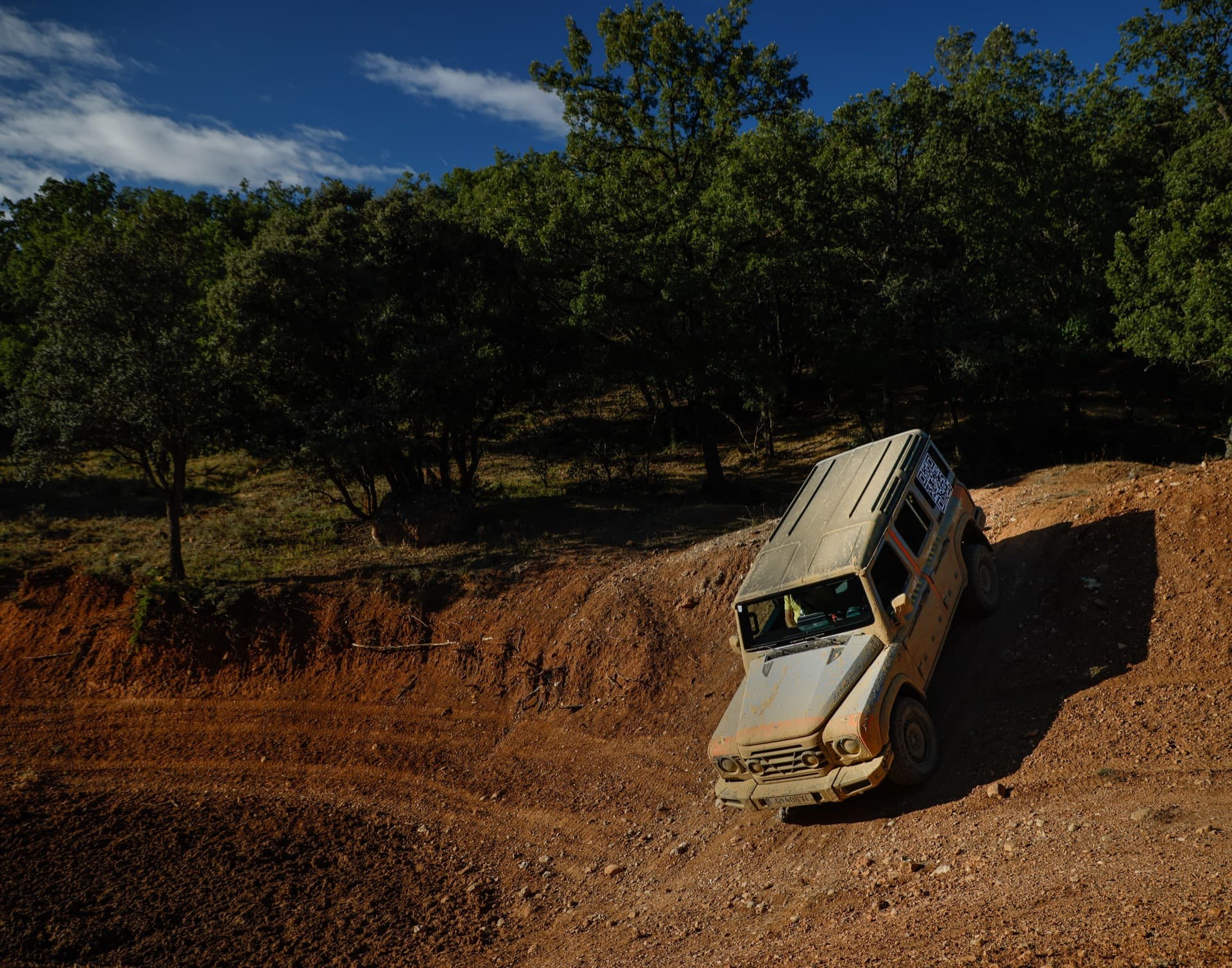 Ineos Grenadier Offroad 01