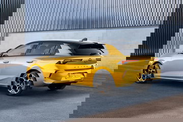 Opel Astra 2022 0921 018