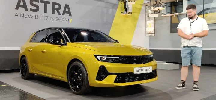 Opel Astra 2022 Video