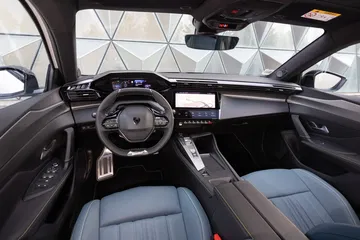 Peugeot 308 2022 0921 002