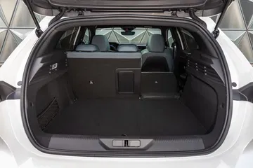 Peugeot 308 2022 0921 013