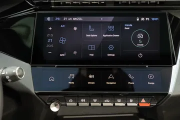 Peugeot 308 2022 0921 032