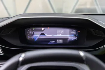 Peugeot 308 2022 0921 040