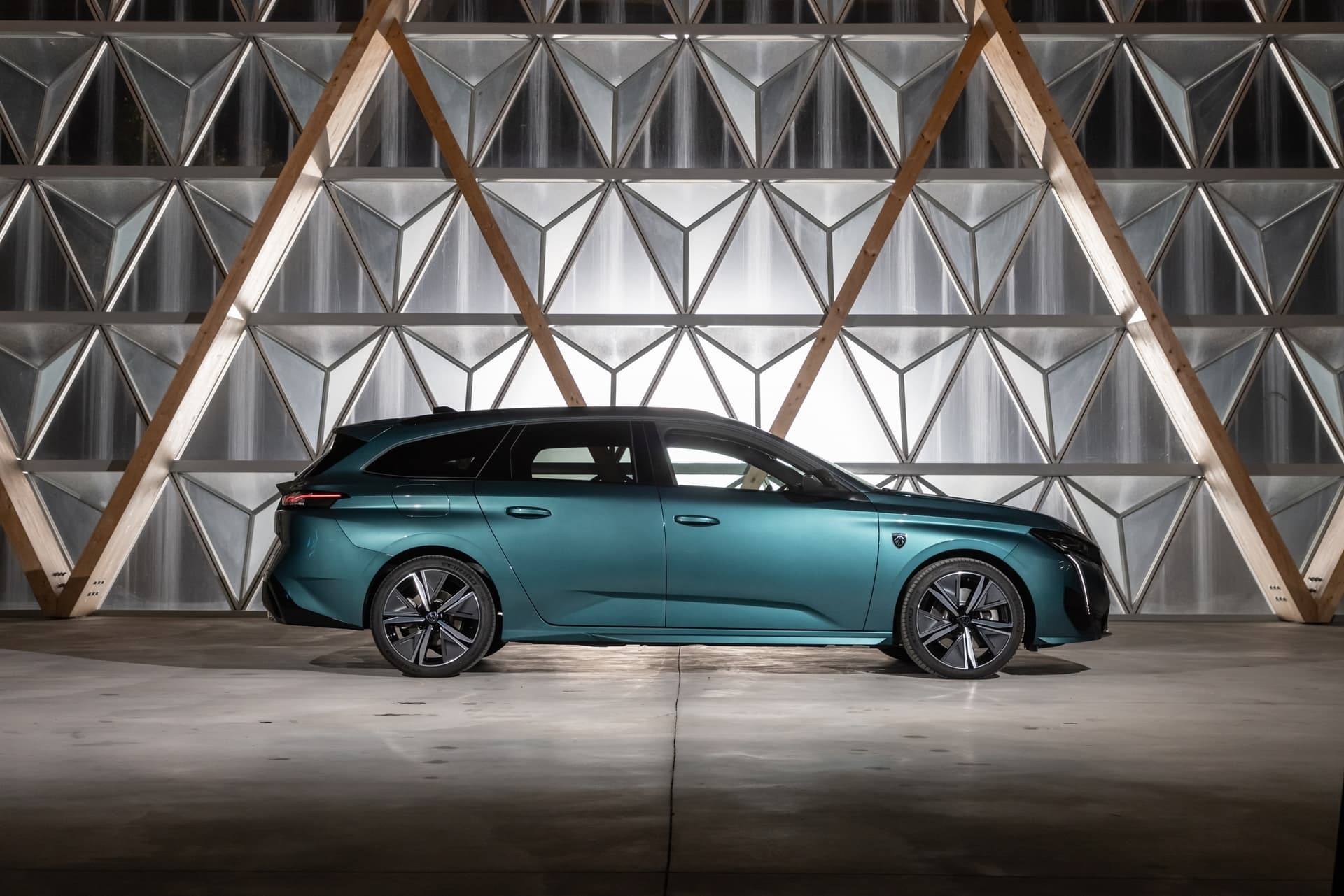 Peugeot 308 2022 0921 077