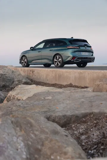 Peugeot 308 2022 0921 101