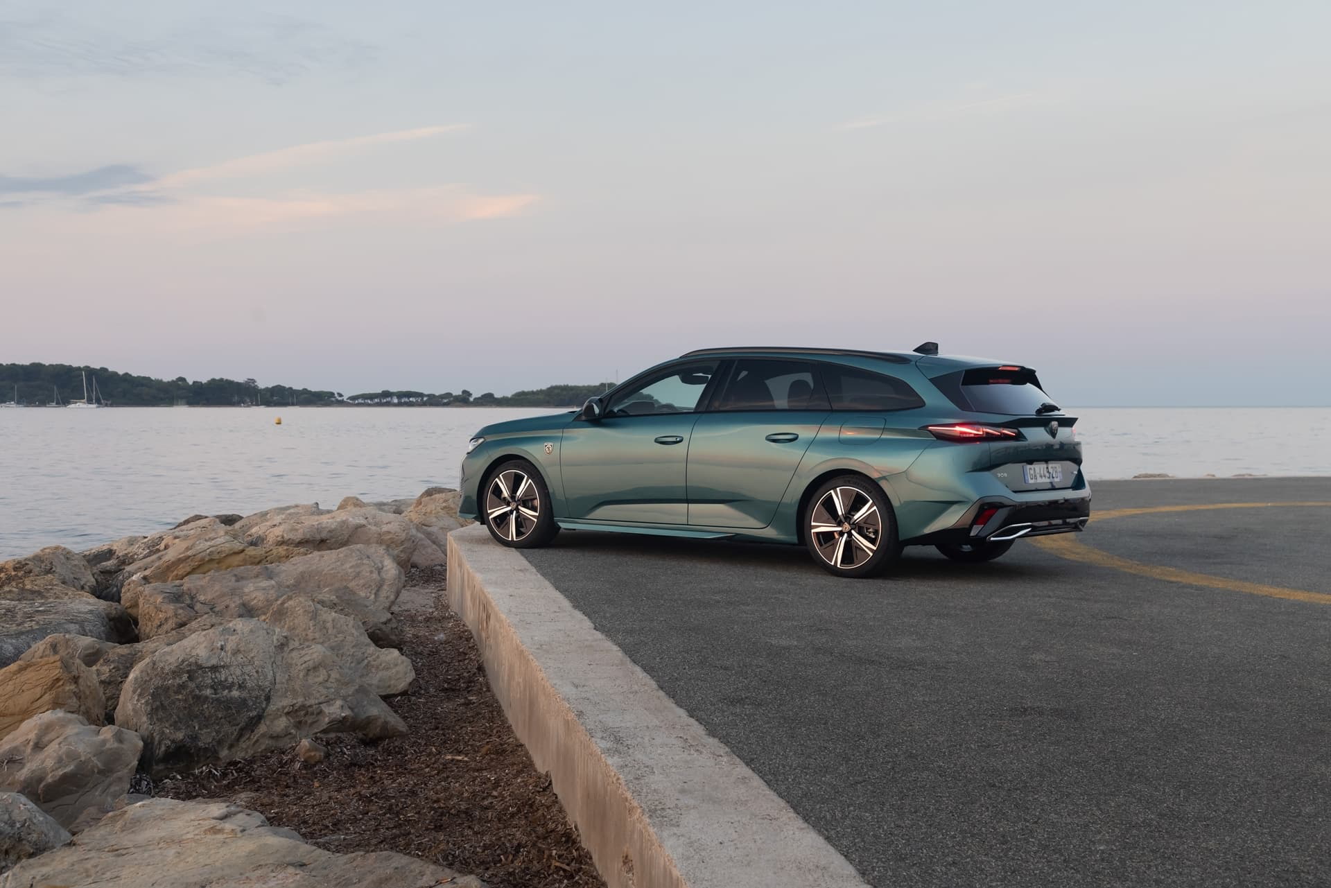 Peugeot 308 2022 0921 102