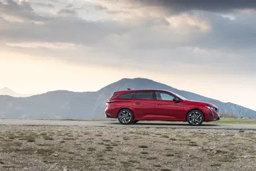 Peugeot 308 2022 0921 208