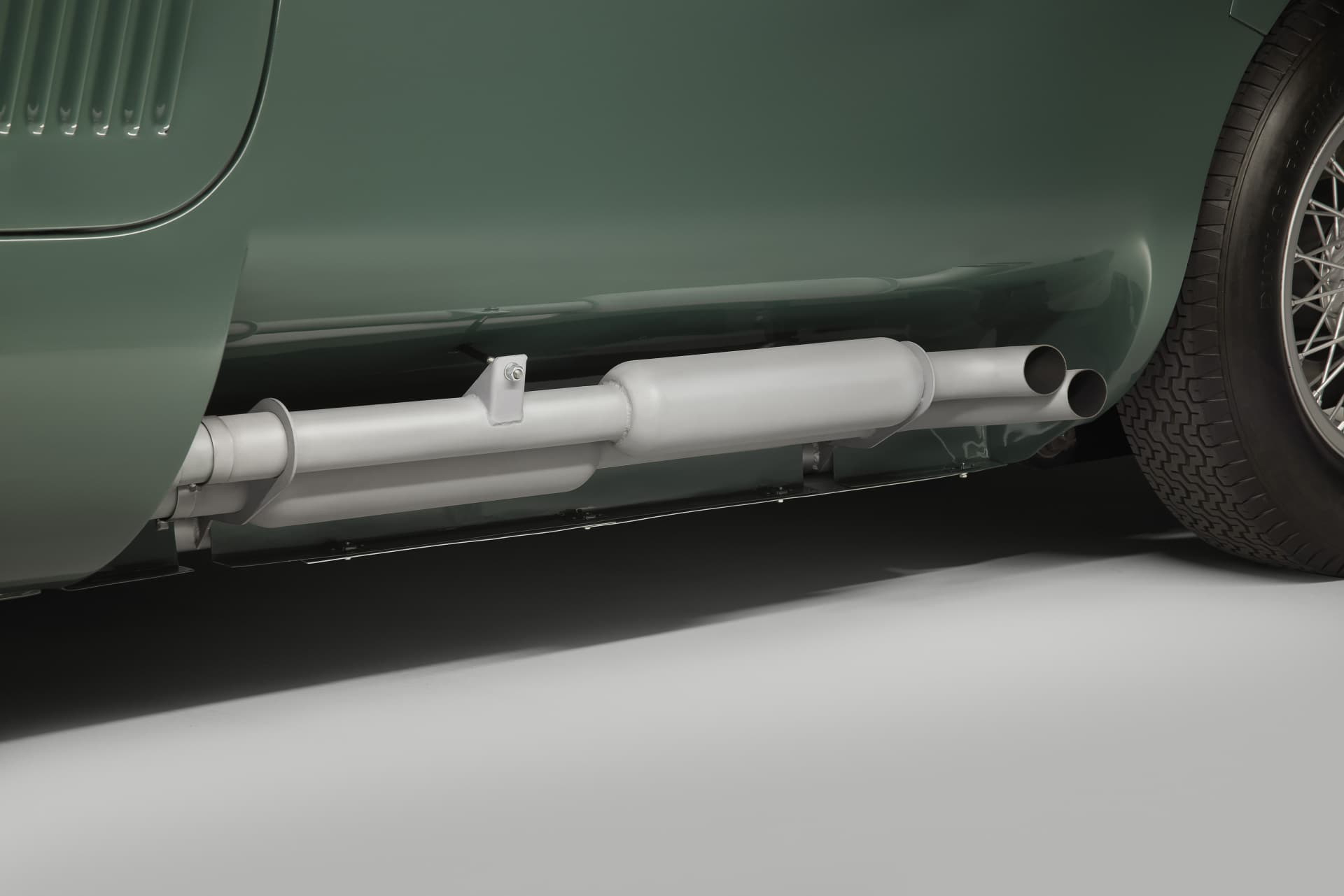 320 Jlr C Type Details