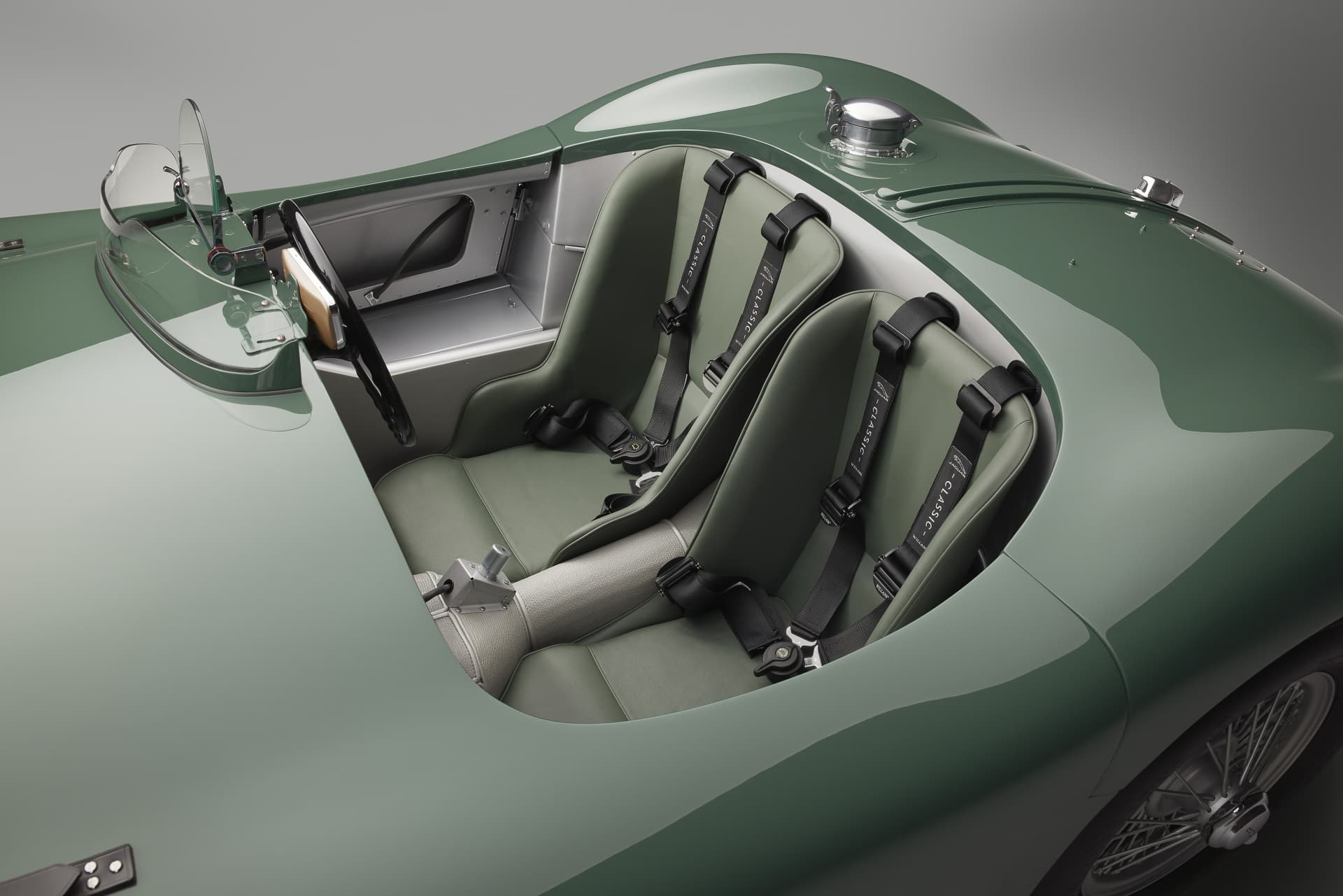 320 Jlr C Type Details