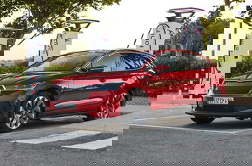 Skoda Enyaq Iv 2021 Ionity 01