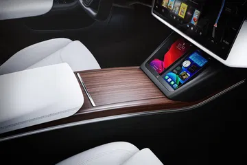 Tesla Model S Plaid 2021 0921 012