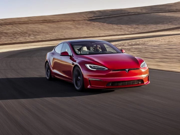 Tesla Model S Plaid 2021 0921 027