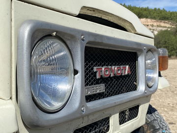 Toyota Land Cruiser Bj40 Faros 