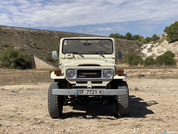 Toyota Land Cruiser Bj40 Frontal 