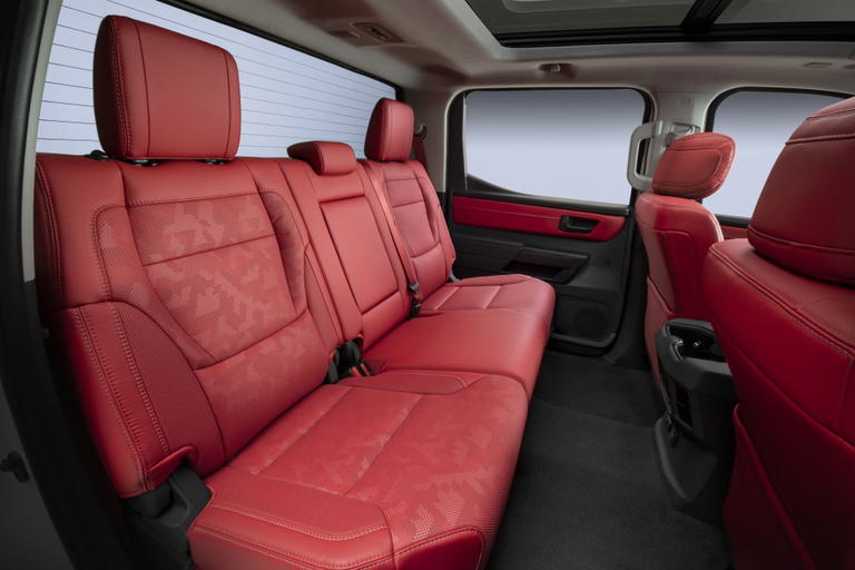 Toyota Tundra 2022 09 Interior