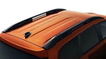 Vista trasera y lateral del Dacia Jogger destacando su diseño familiar.