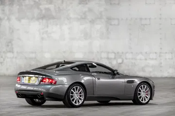 Aston Martin Vanquish 20 Aniversario 13 S