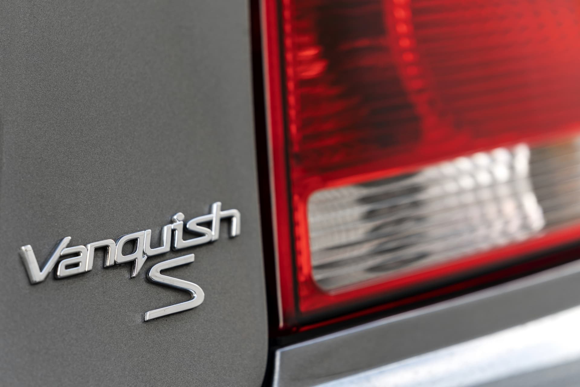 Aston Martin Vanquish 20 Aniversario 15 S