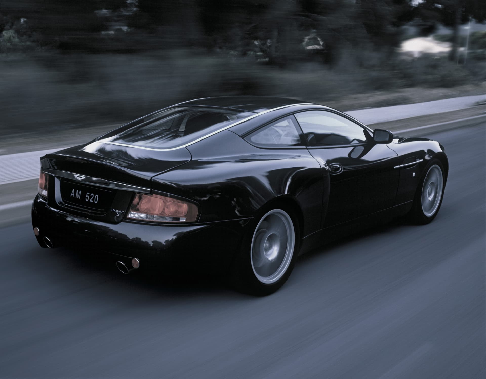 Aston Martin Vanquish 20 Aniversario 19 S