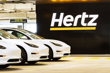 Hertz Compra Tesla Model 3 4