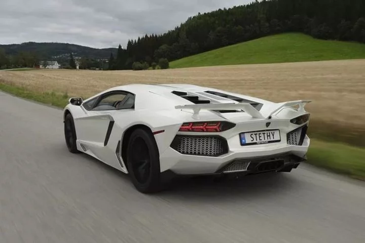 Lamborghini Aventador Noruega 02