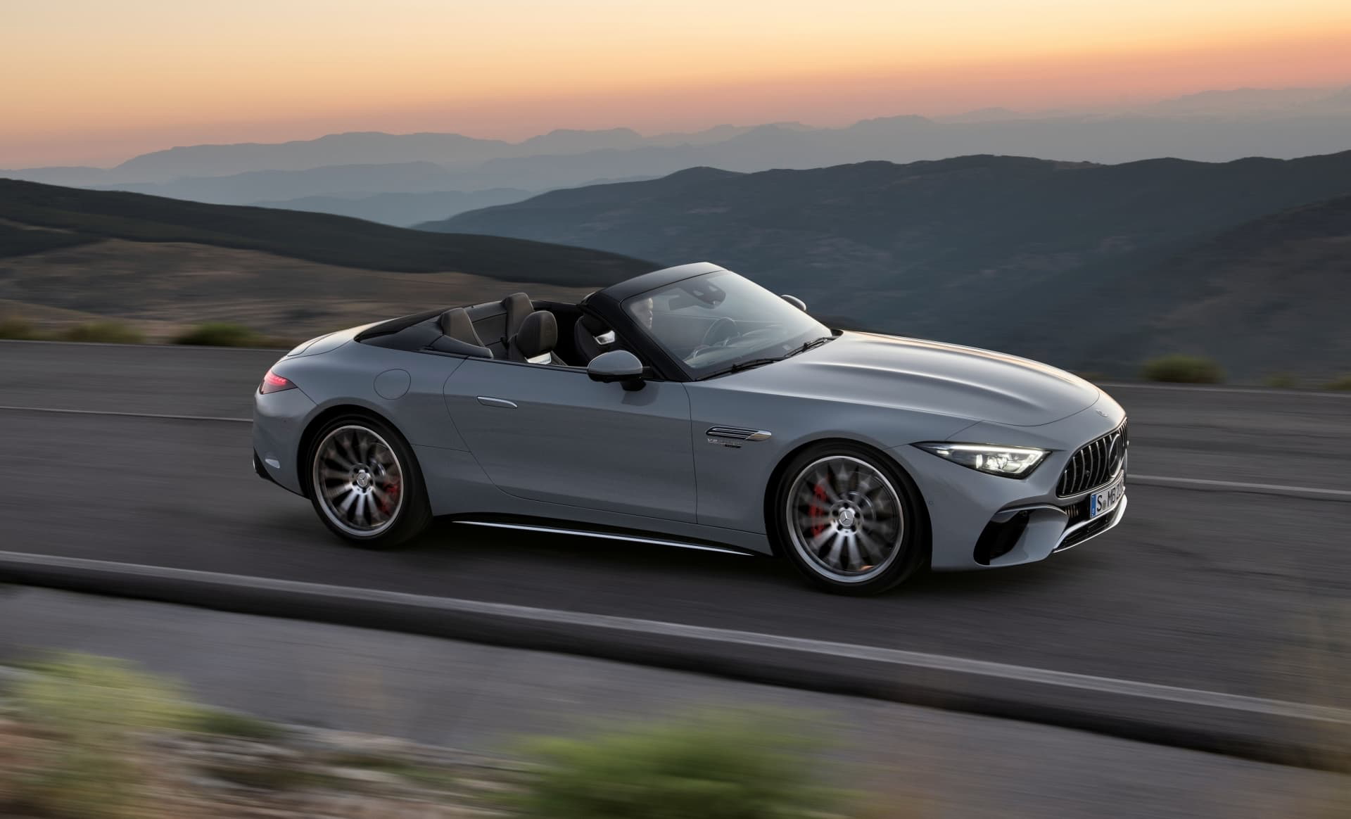 Mercedes Amg Sl 55 4matic+ Outdoor 2021 Mercedes Amg Sl 55 4matic+ Outdoor 2021
