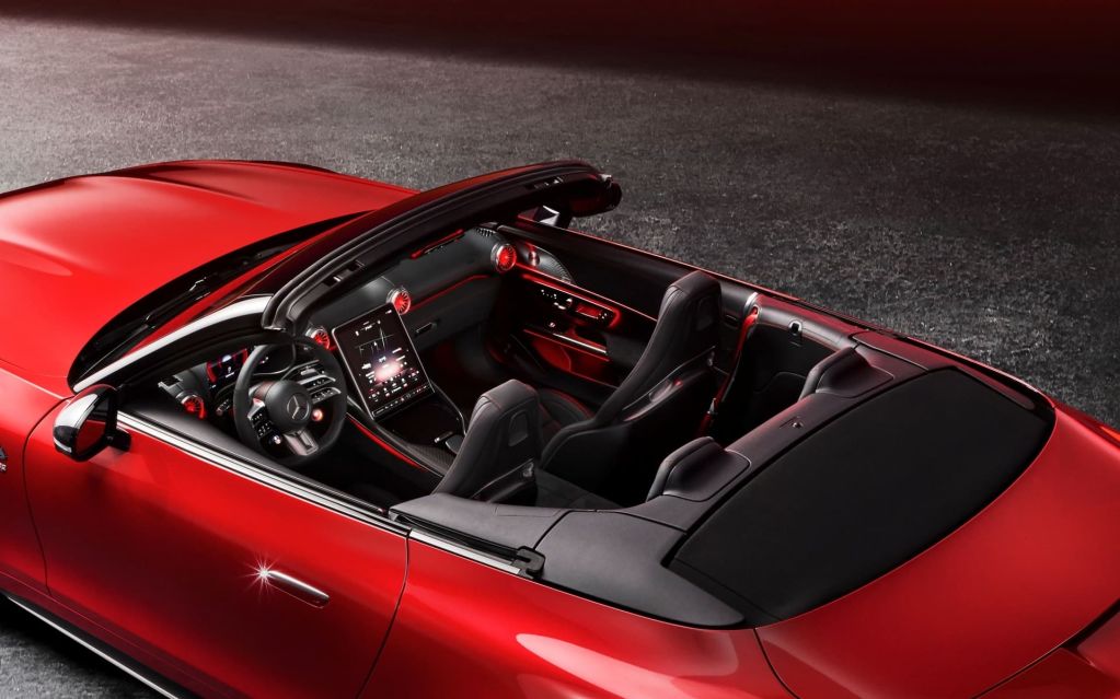 mercedes-amg-sl-2022-1021-100-617aca85952eb-1024x639.jpg