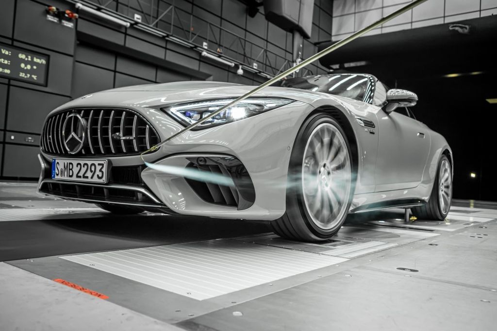 mercedes-amg-sl-2022-1021-139-617acb36b6836-1024x682.jpg