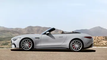 Mercedes Amg Sl 55 4matic+ Outdoor 2021 Mercedes Amg Sl 55 4matic+ Outdoor 2021