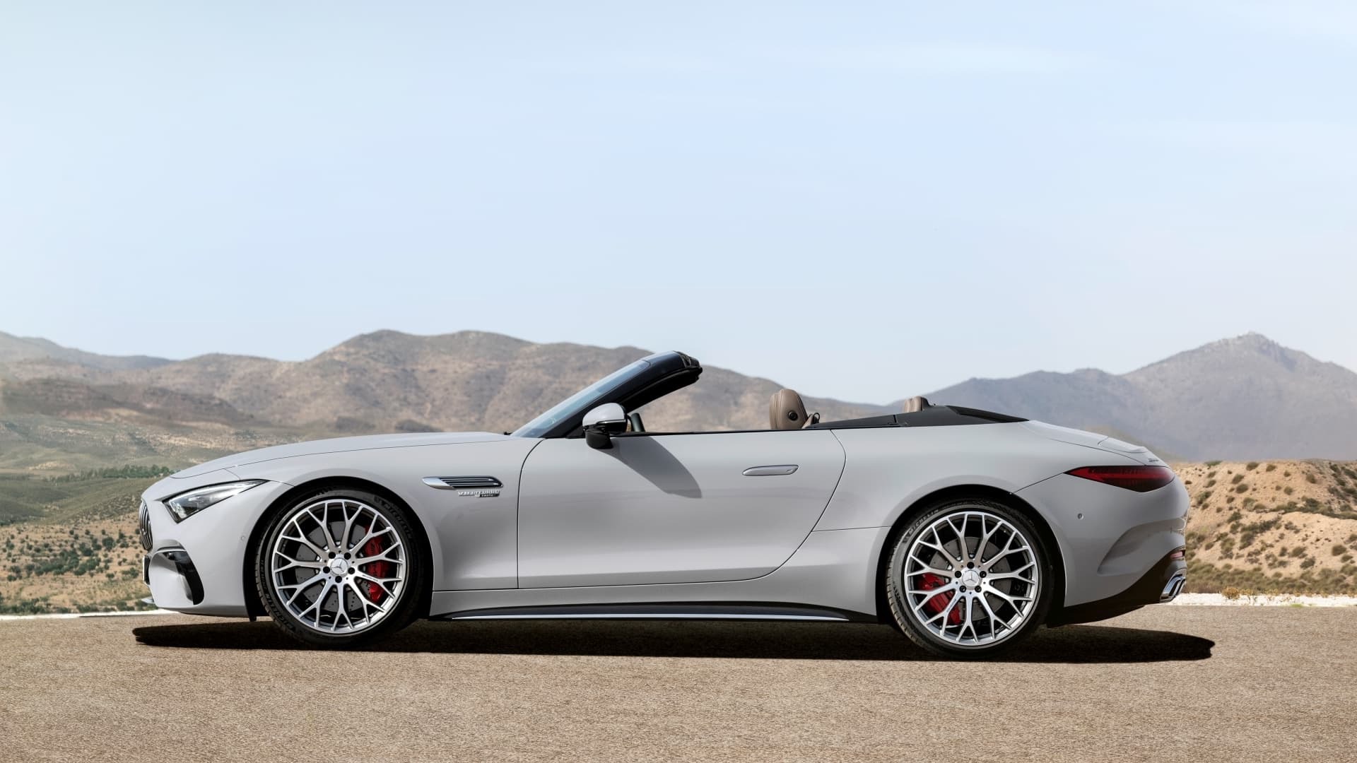 Mercedes Amg Sl 55 4matic+ Outdoor 2021 Mercedes Amg Sl 55 4matic+ Outdoor 2021