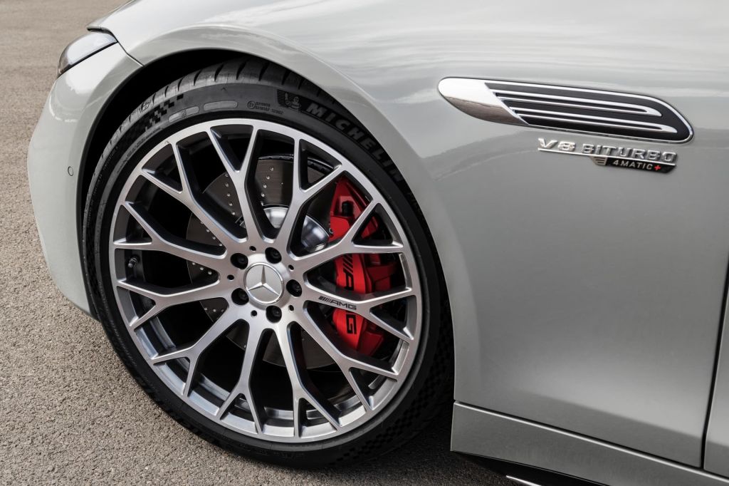 mercedes-amg-sl-2022-1021-38-617ac9cd55c7d-1024x682.jpg