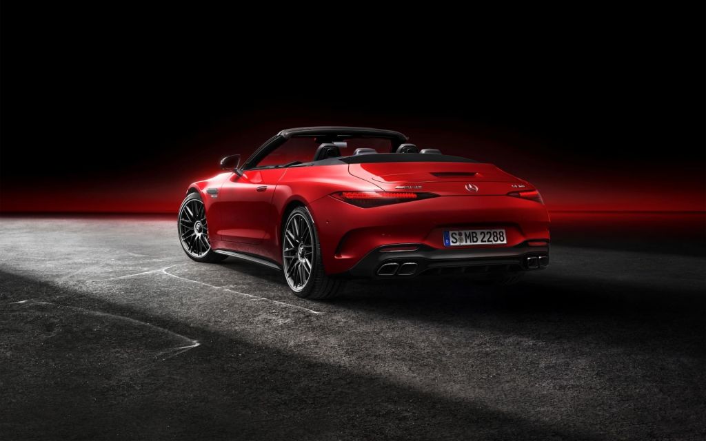 mercedes-amg-sl-2022-1021-92-617aca6f2405e-1024x640.jpg