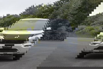 Mitsubishi Outlander Phev 2022 Fotos 03 Exterior