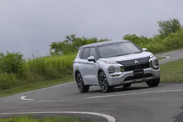 Mitsubishi Outlander Phev 2022 Fotos 33 Exterior