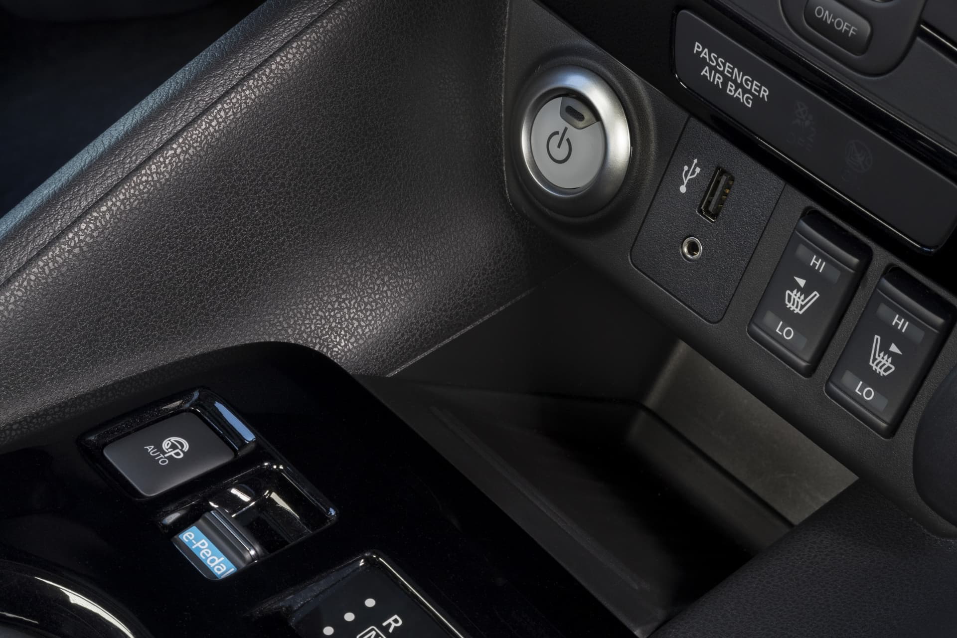 Nissan Leaf 1021 04