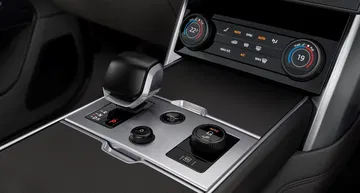 Range Rover 2022 1021 95
