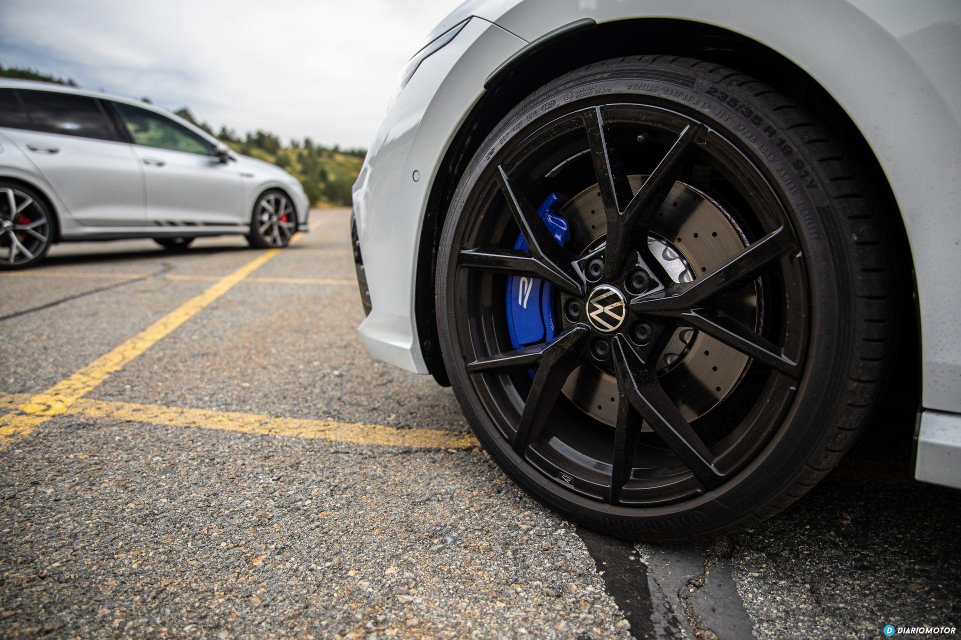Volkswagen Golf Gti Cs Vs R 2021 9 