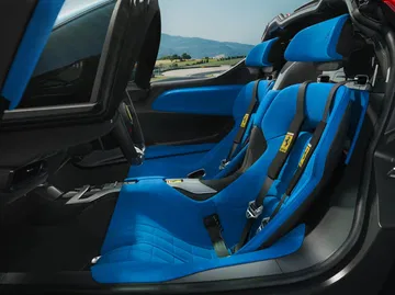 Ferari Daytona Sp3 2021 07