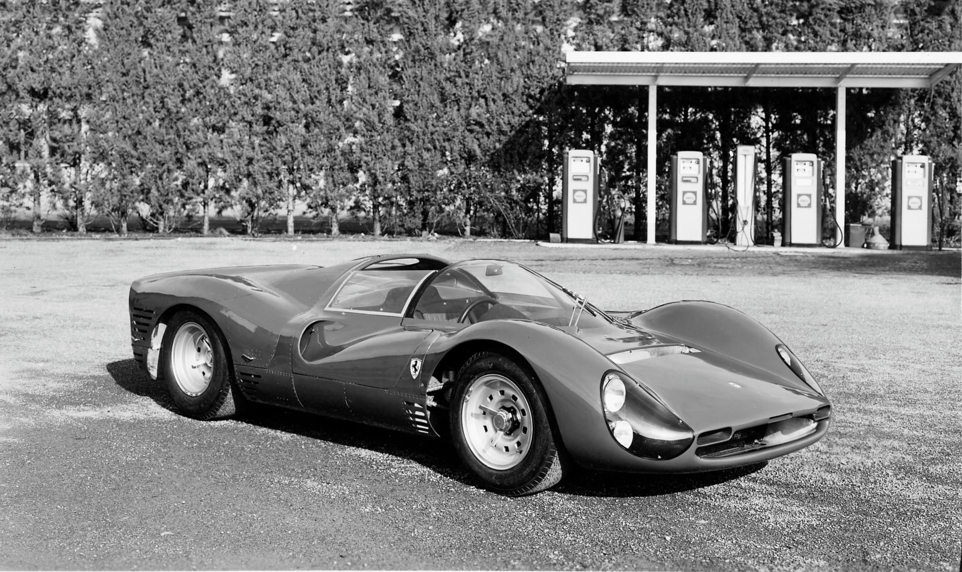 Ferrari 330 P3 2021 01