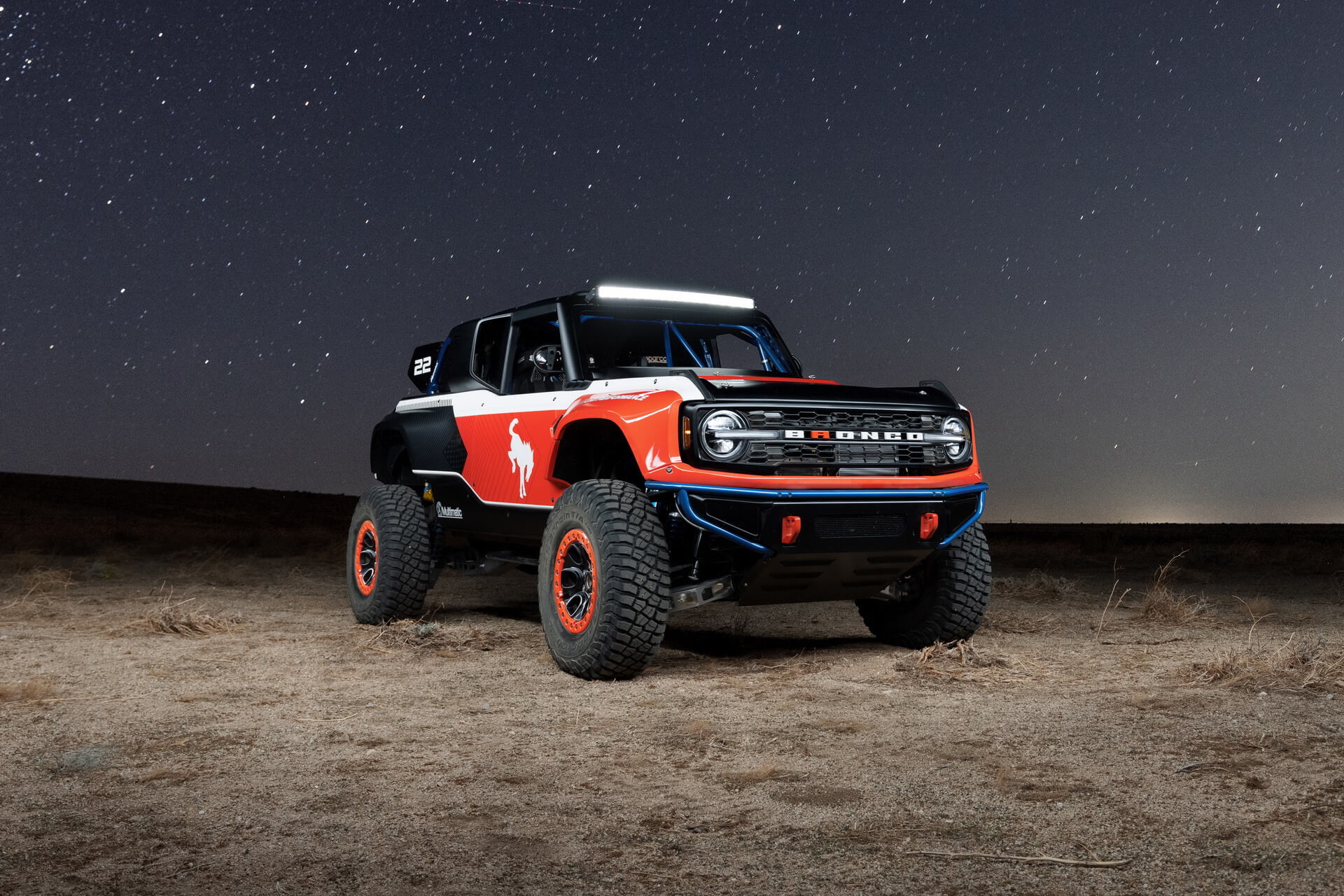Ford Bronco Dr 01