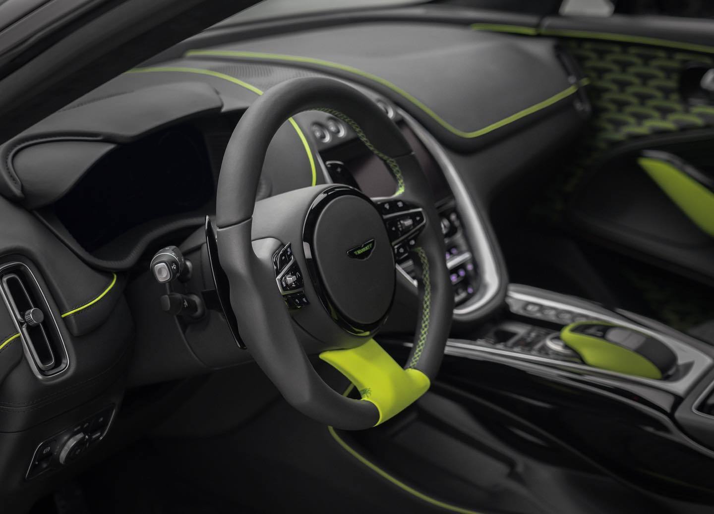 Mansory Aston Martin Dbx 13