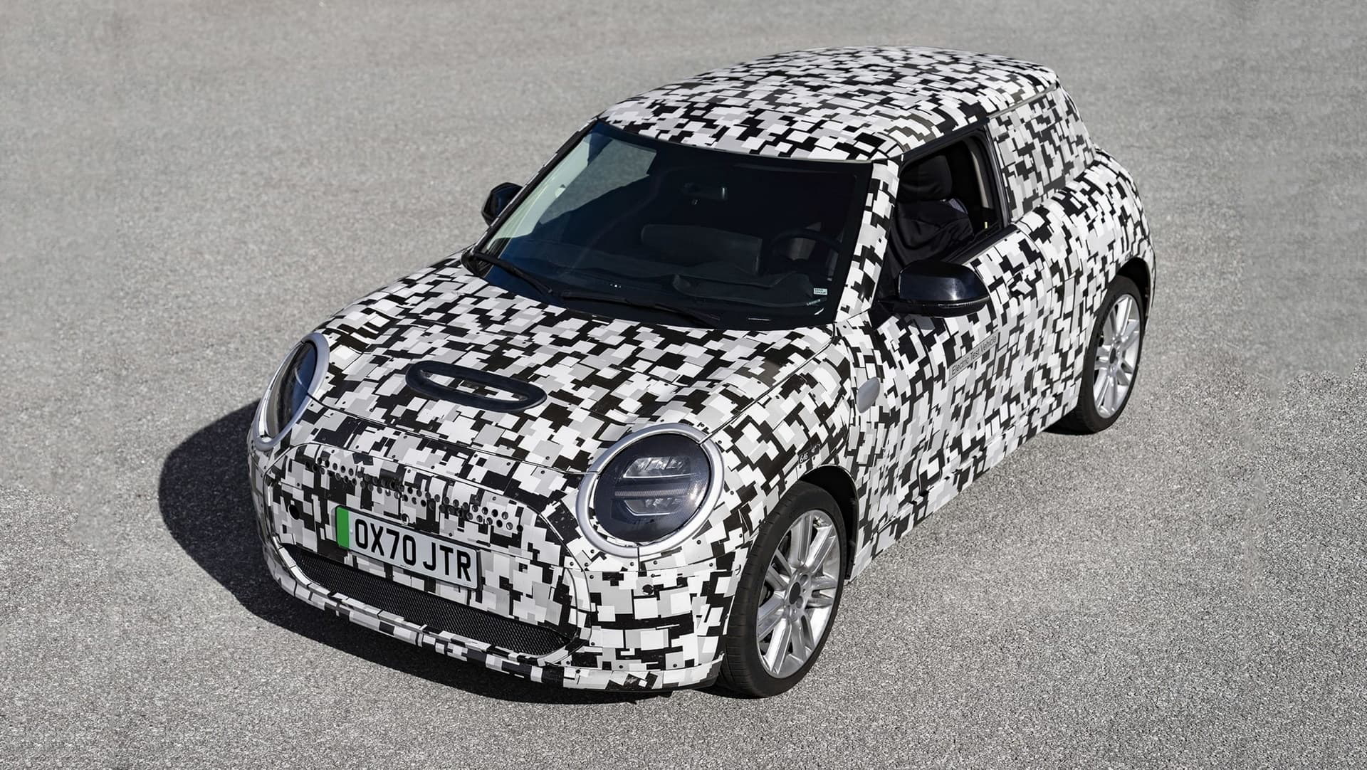 Mini 2023 03