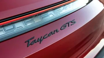 Porsche Taycan Sport Turismo 2022 10