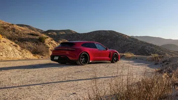 Porsche Taycan Sport Turismo 2022 11