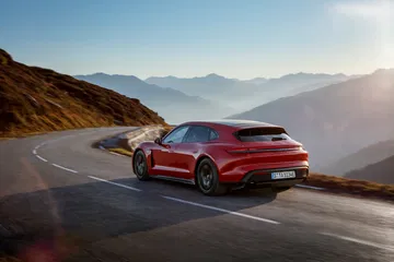 Porsche Taycan Sport Turismo 2022 17