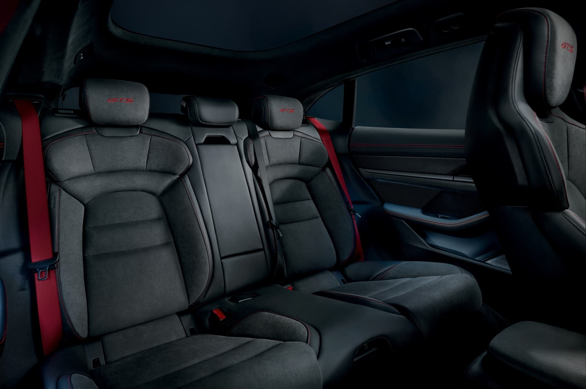 Porsche Taycan Sport Turismo 2022 19