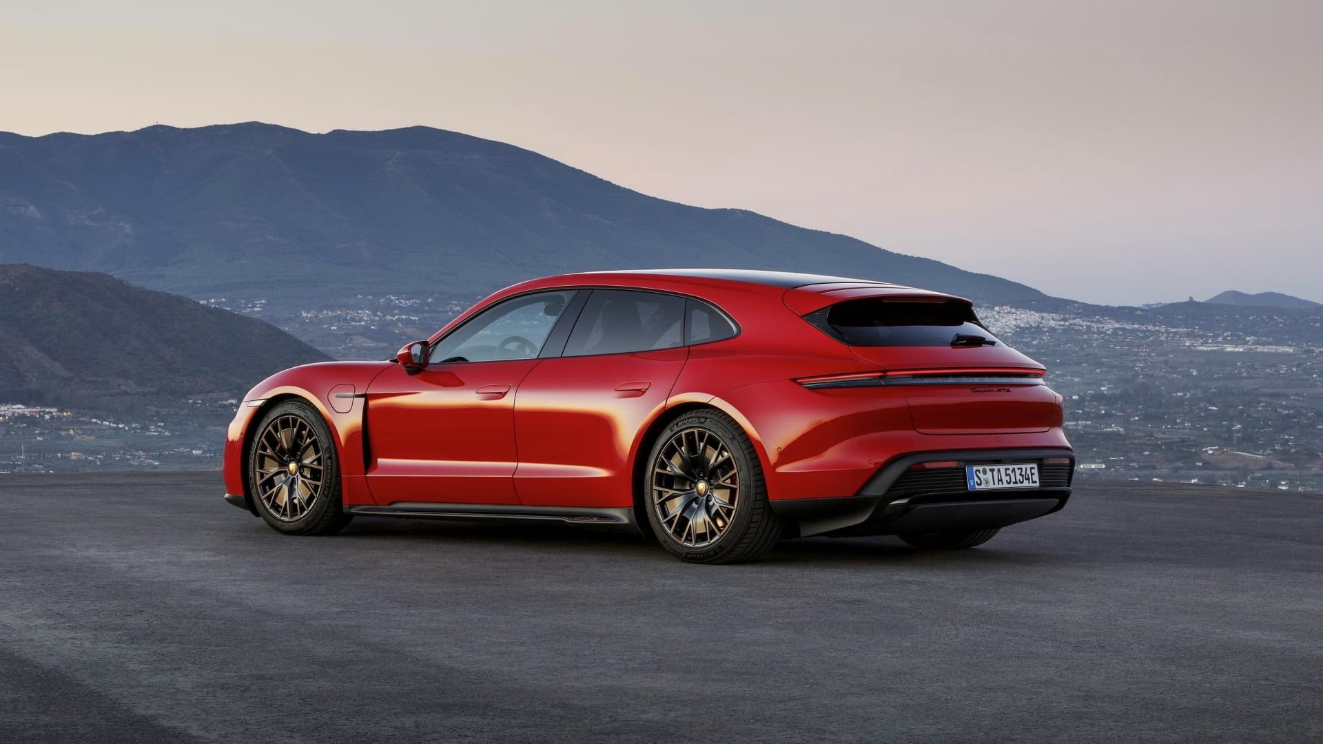 Porsche Taycan Sport Turismo 2022 20