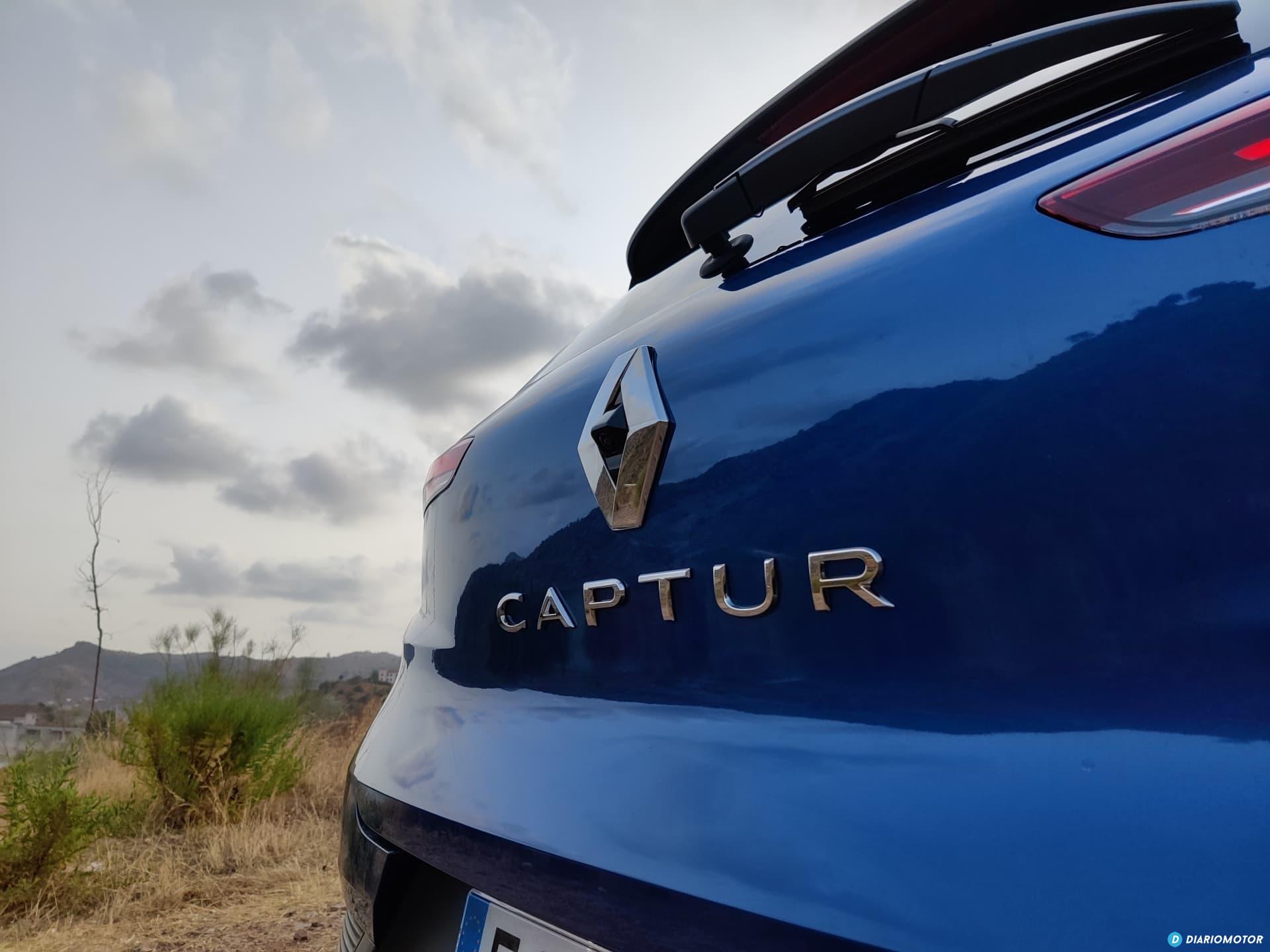 Renault Captur E Tech 2021 03 