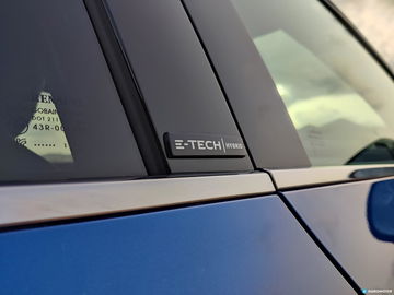 Renault Captur E Tech 2021 05 