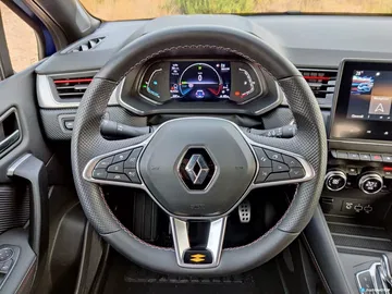 Renault Captur E Tech 2021 32
